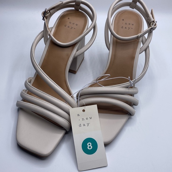 A New Day Katana Heels NWT - Picture 5 of 9